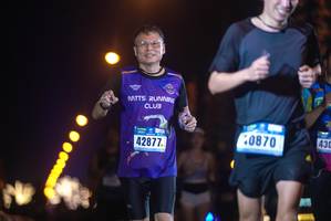 BIB: 0870, 430, 42877
                            <button type="button" onclick="openModal(18284385)" class="btn btn-primary btn-sm float-right btn-popup" data-toggle="modal" data-target=".modal-high-quality">
                        <i class="fas fa-shopping-cart"></i> Add to Cart
                    </button>
                                            <button type="button" onclick="isThisMe(18284385, true)" class="btn btn-success btn-sm float-right btn-popup btn-isme hidden" data-toggle="tooltip" data-placement="bottom" title="นี่คือรูปของคุณใช่ไหม คลิกที่นี่เพื่อเอาเข้าอัลบั้ม">
                        <i class="fas fa-plus"></i> Add to album
                    </button>
                    <button type="button" onclick="isThisMe(18284385, false)" class="btn btn-warning btn-sm float-right btn-popup btn-isnotme hidden">
                        <i class="fas fa-ban"></i> Remove from album
                    </button>